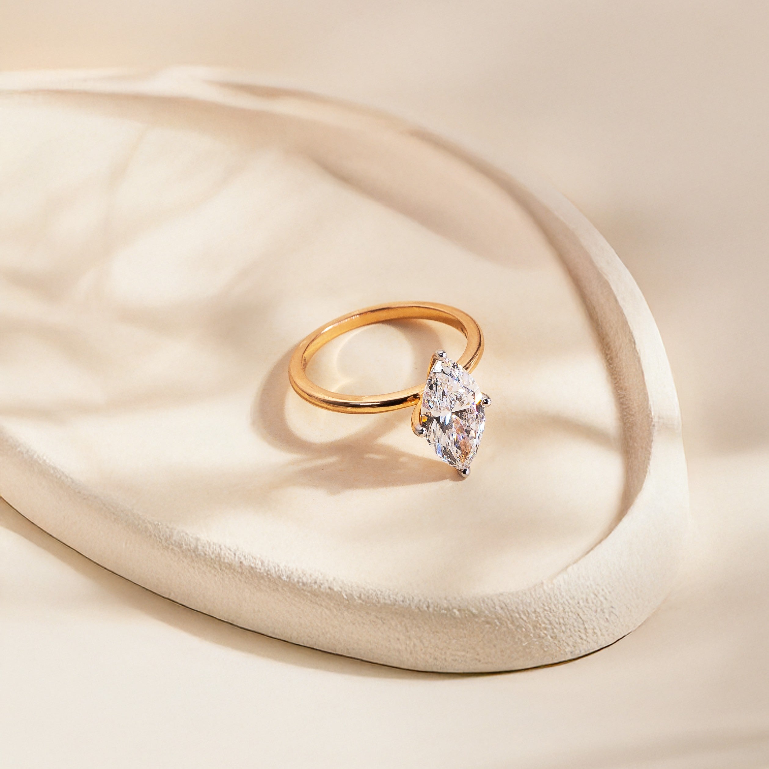 The6C Lattice Halo Solitaire Ring (Rose Gold)