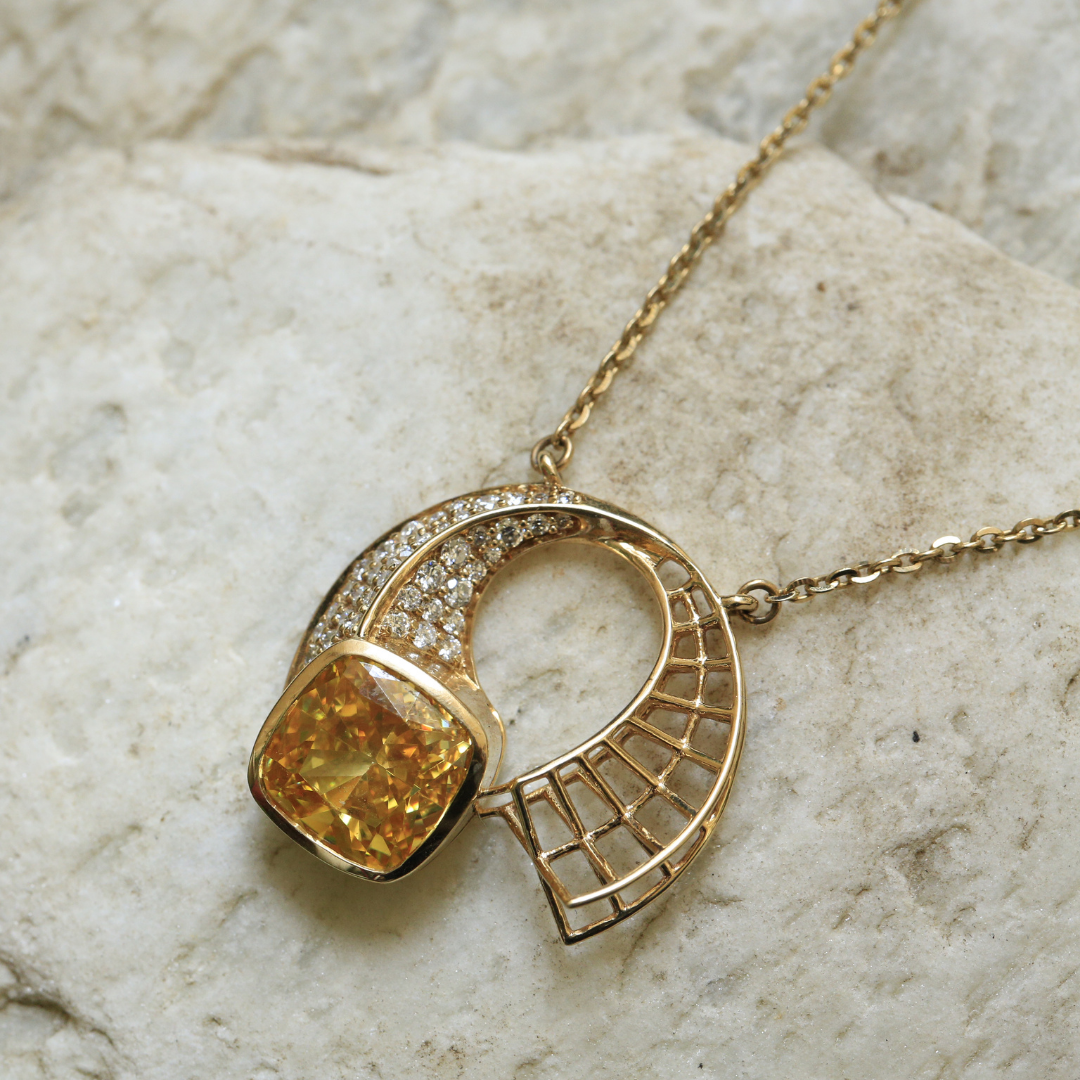 The Daimhin Legacy Diamond Pendant (Yellow Gold)