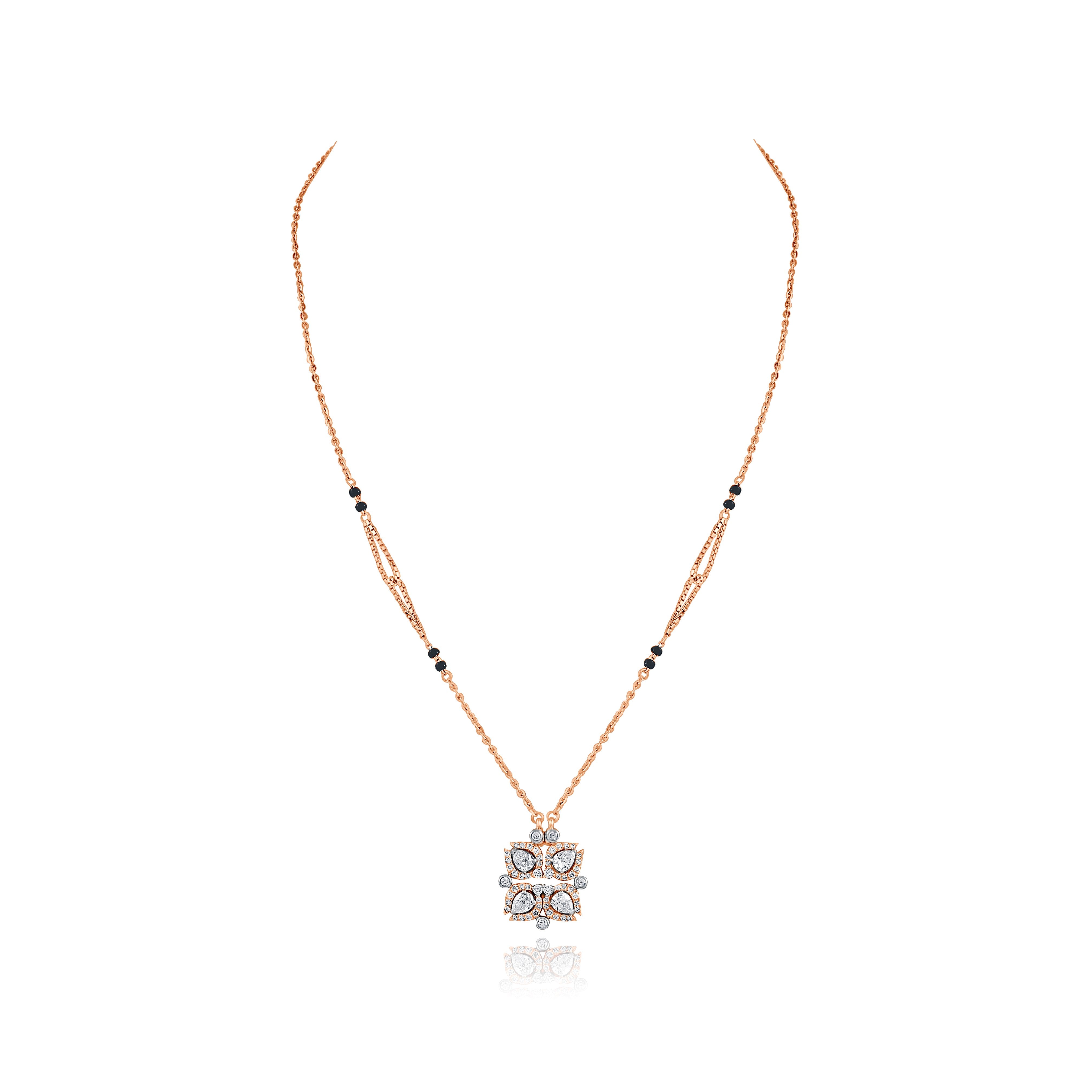 Rose gold necklace with a star-shaped pendant