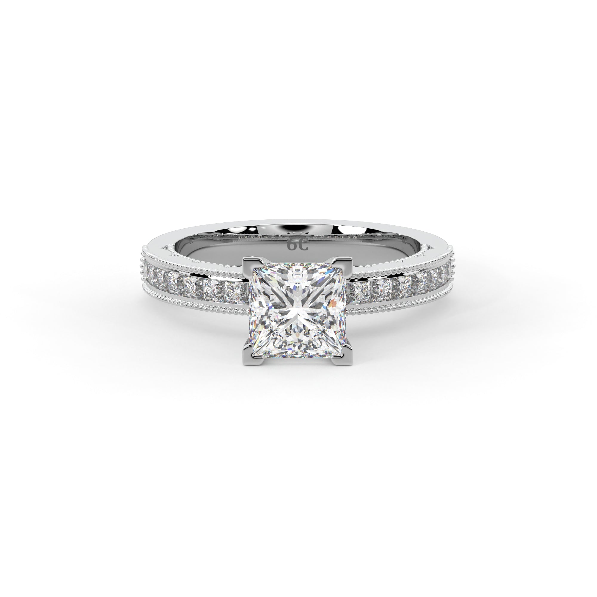 Luxurious & Glamorous Solitaire Ring