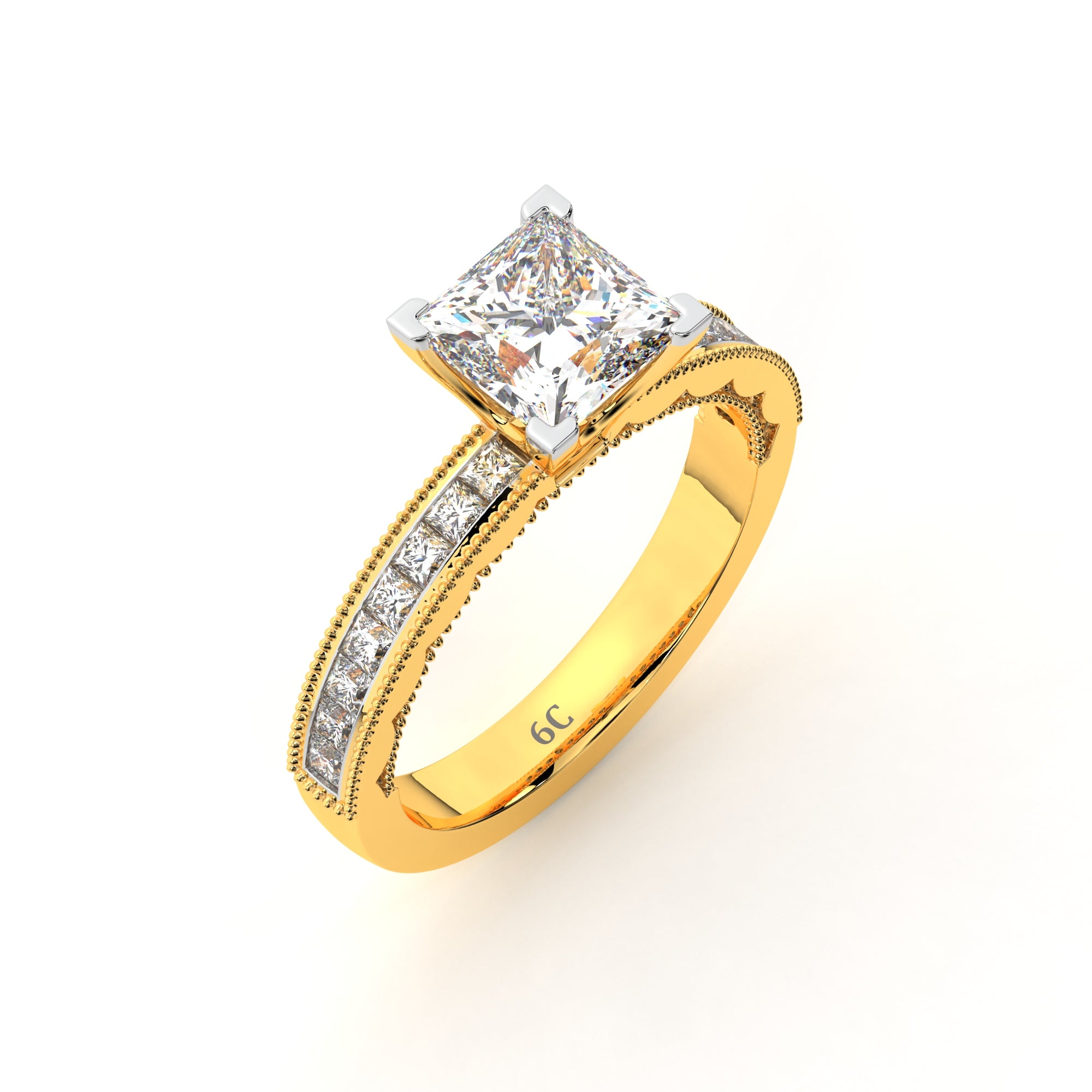 Luxurious & Glamorous Solitaire Ring