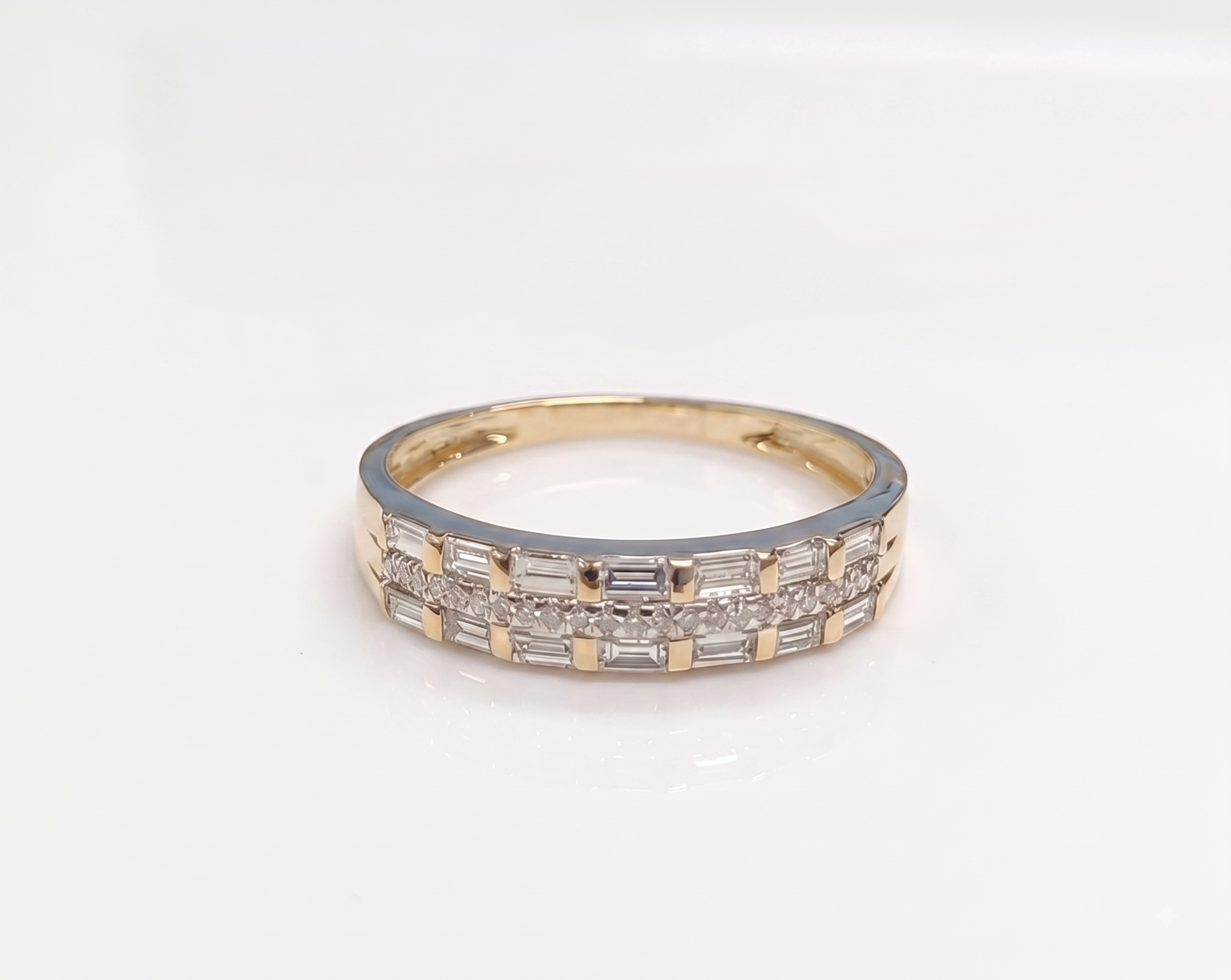 The6C Lab Grown Diamond Band Ring | Baguette & Round Cut Diamonds